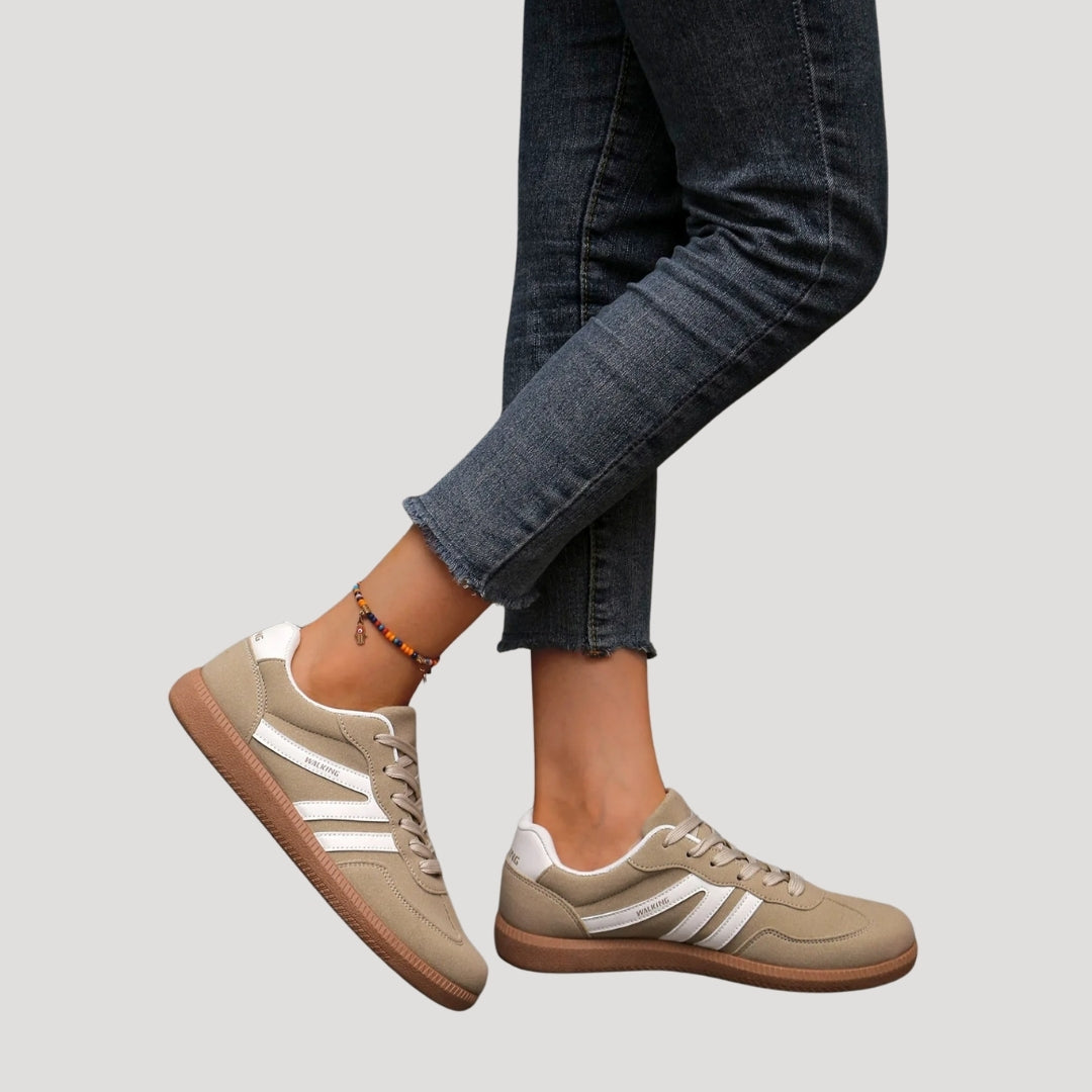 Karolina – Stylowe sneakersy na co dzień