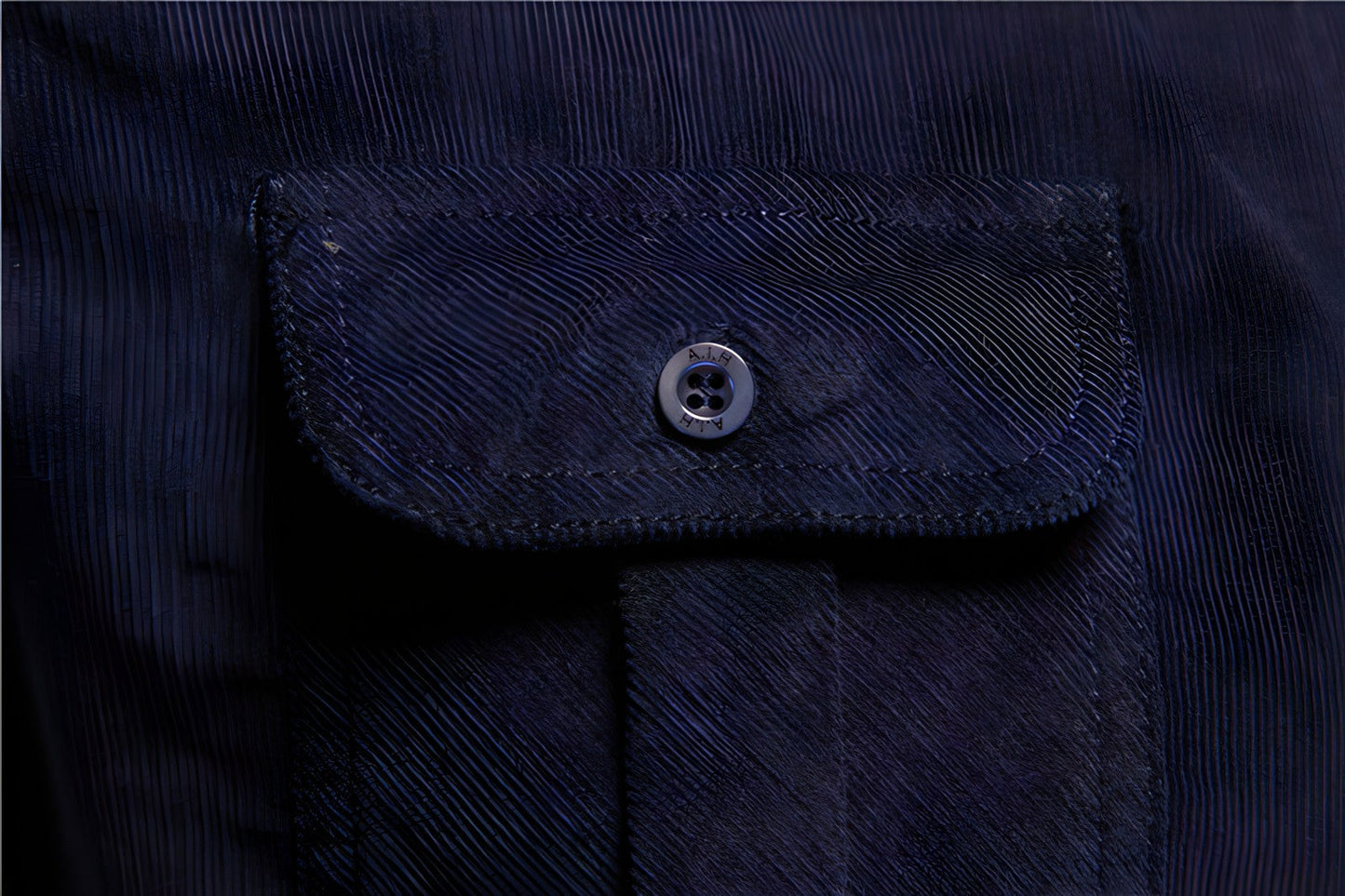 Mason – Sleek Utility-Inspired Long Sleeve Shirt for Men