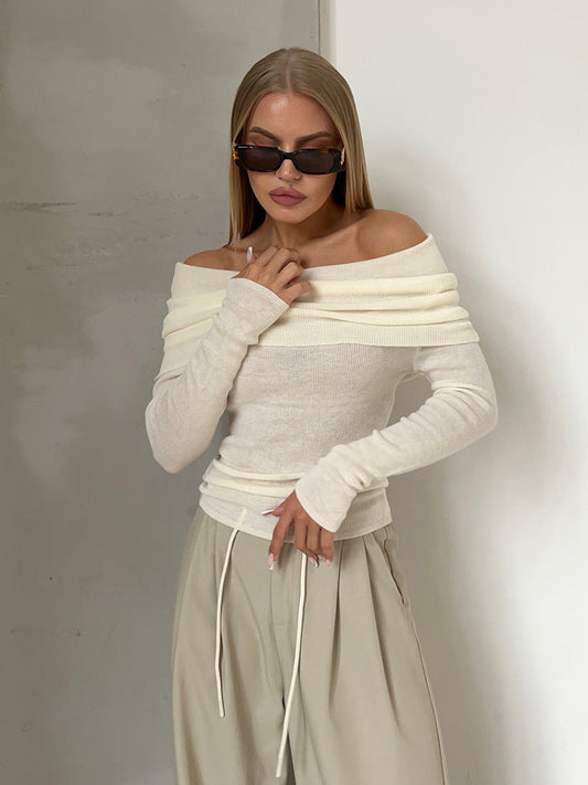 Natalia - Prążkowany top z odkrytymi ramionami