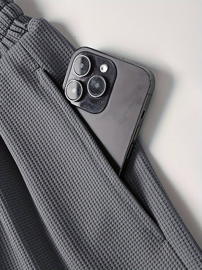 Noah – Relaxed Short-Sleeve Top & Drawstring Shorts Set