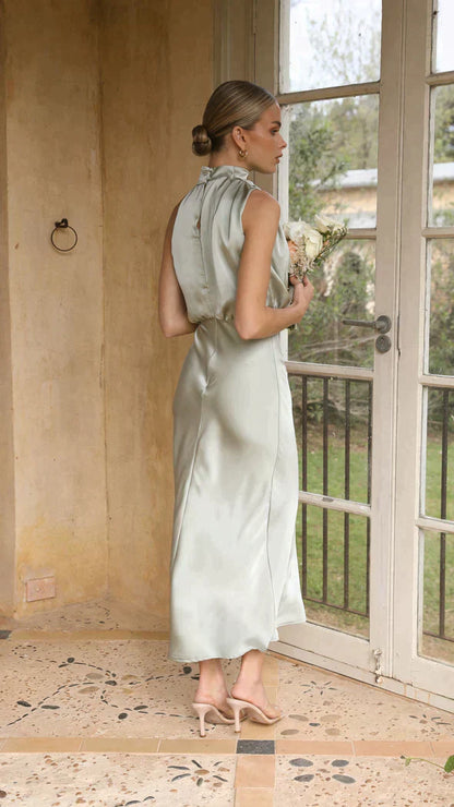 Gabriella | Delikatna i elegancka sukienka midi