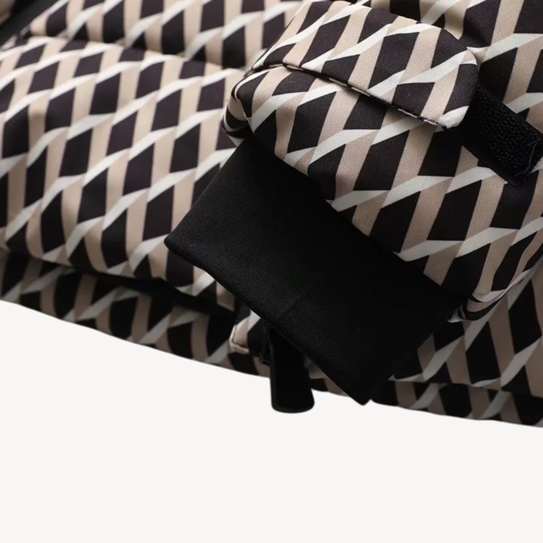 Ewa – Pikowana Kurtka Damska z Paskiem i Kapturem