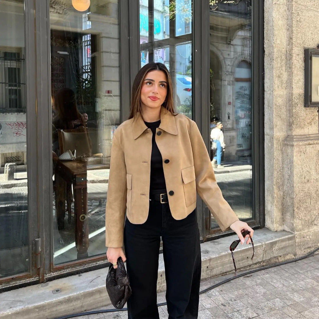 Izabela - Krótka kurtka z zamszu syntetycznego