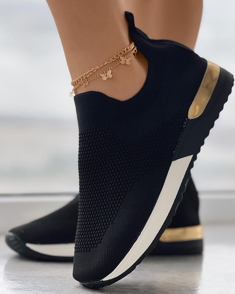 Karolina – Damskie Sneakersy Sportowe z Złotymi Akcentami