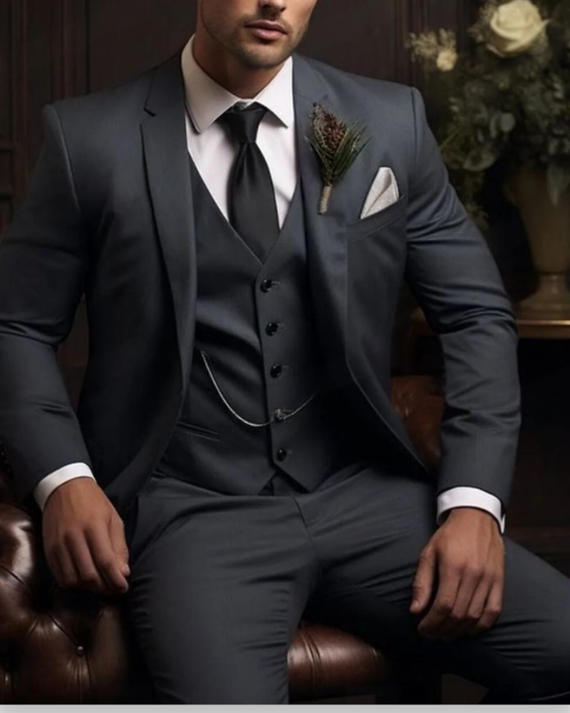 Adrian – Trzyczęściowy Garnitur Slim Fit Męski