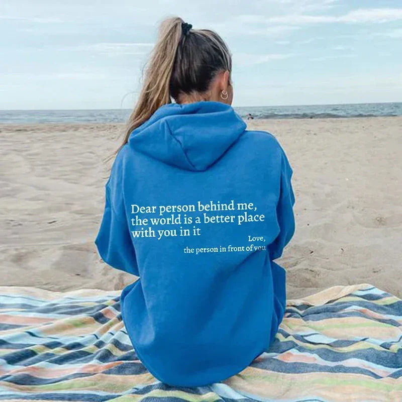 Lena – Damska bluza oversize z kapturem i nadrukiem