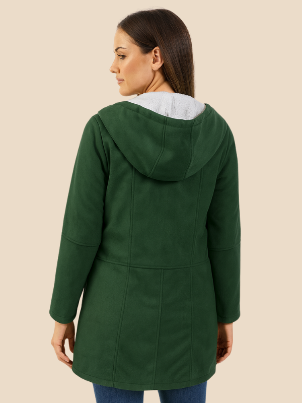 Clara – Zielona kurtka z kożuszkiem i zapięciem na drewniane guziki