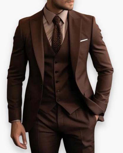 Oliver – Refined Tailored Three-Piece Suit for Men