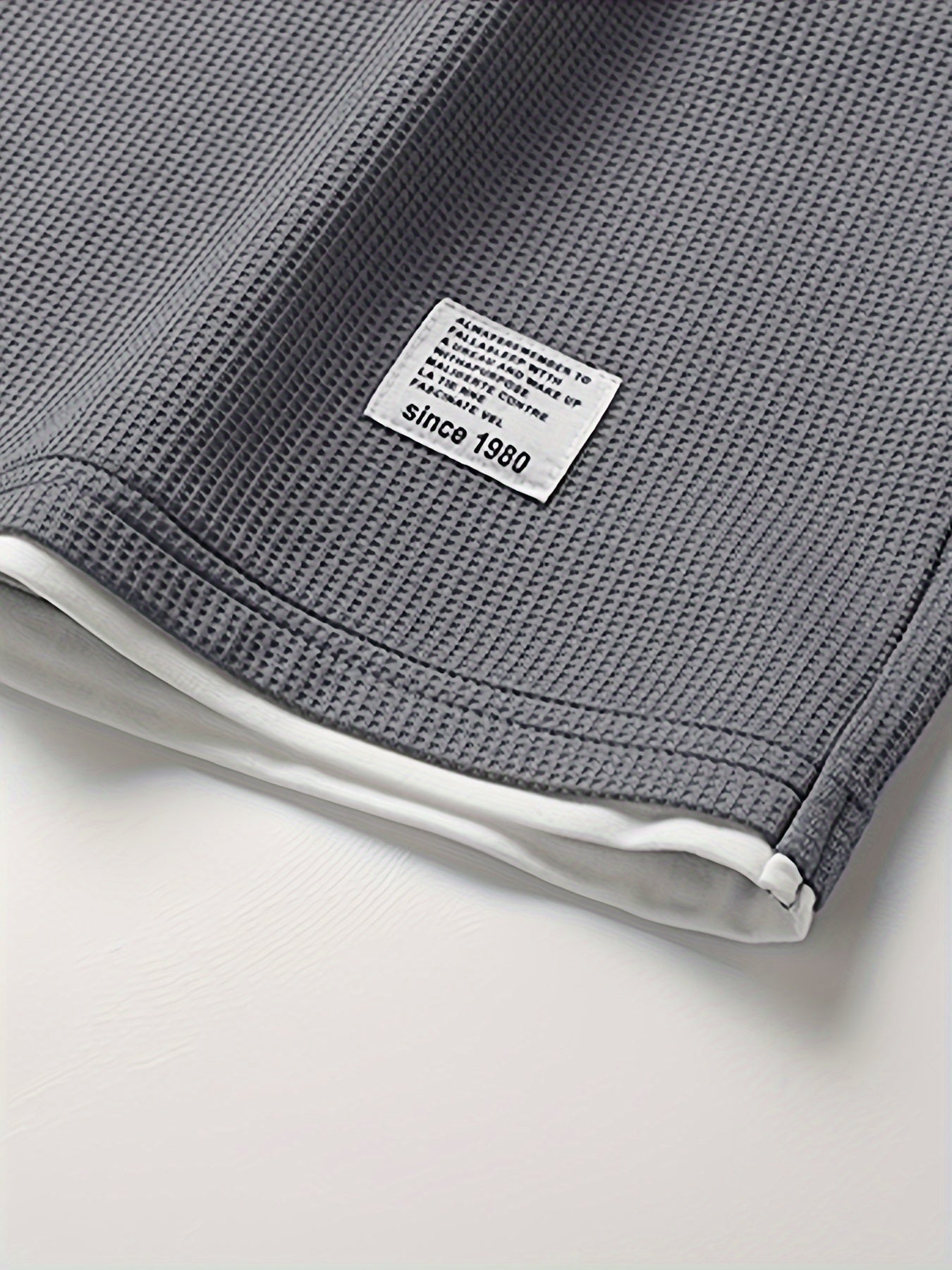 Noah – Relaxed Short-Sleeve Top & Drawstring Shorts Set