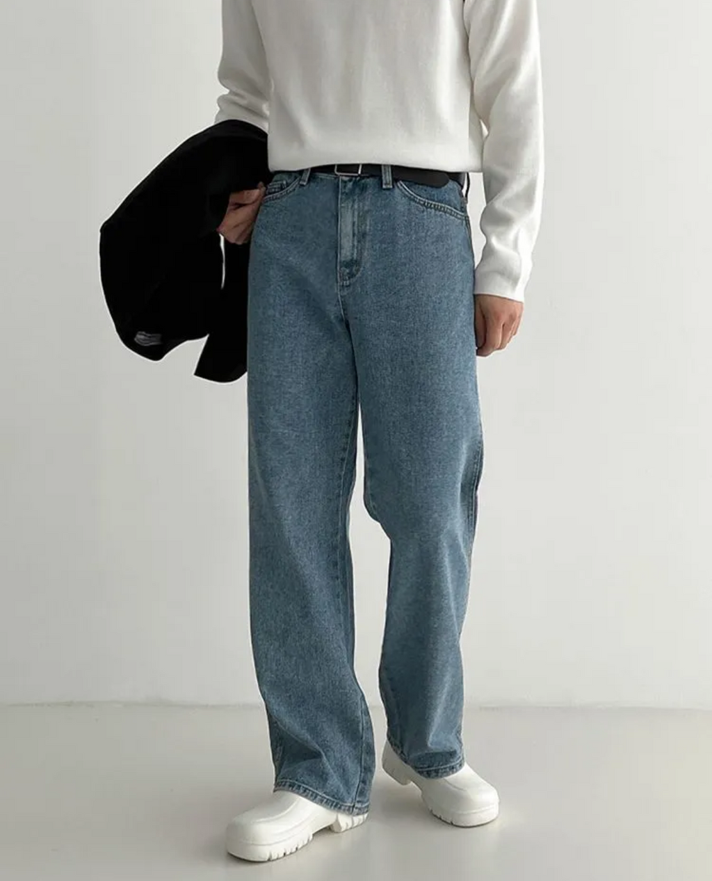 Adrian – Luźne Jeansy Męskie o Prostej Nodzie