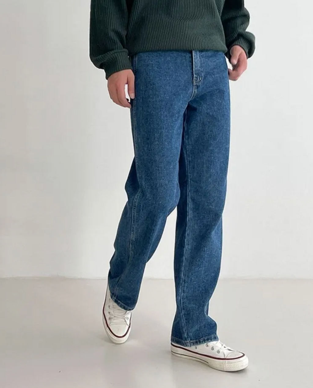 Adrian – Luźne Jeansy Męskie o Prostej Nodzie