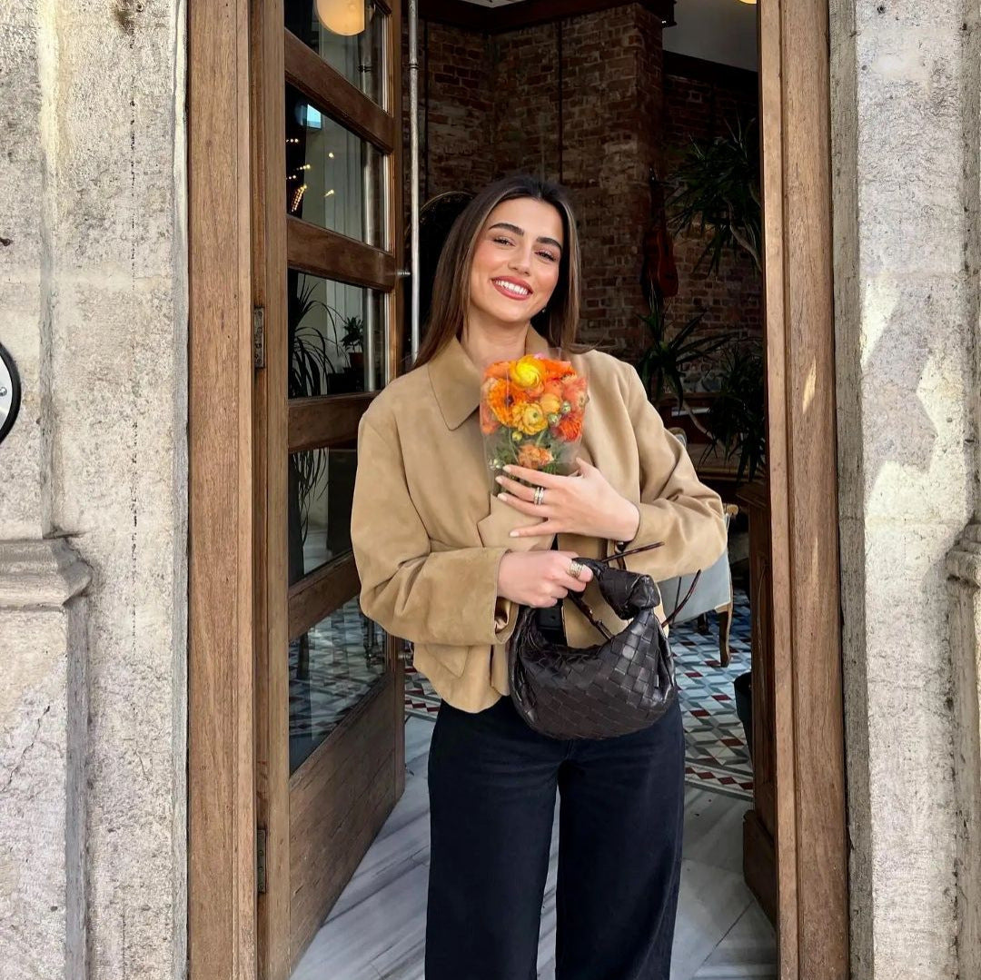 Izabela - Krótka kurtka z zamszu syntetycznego