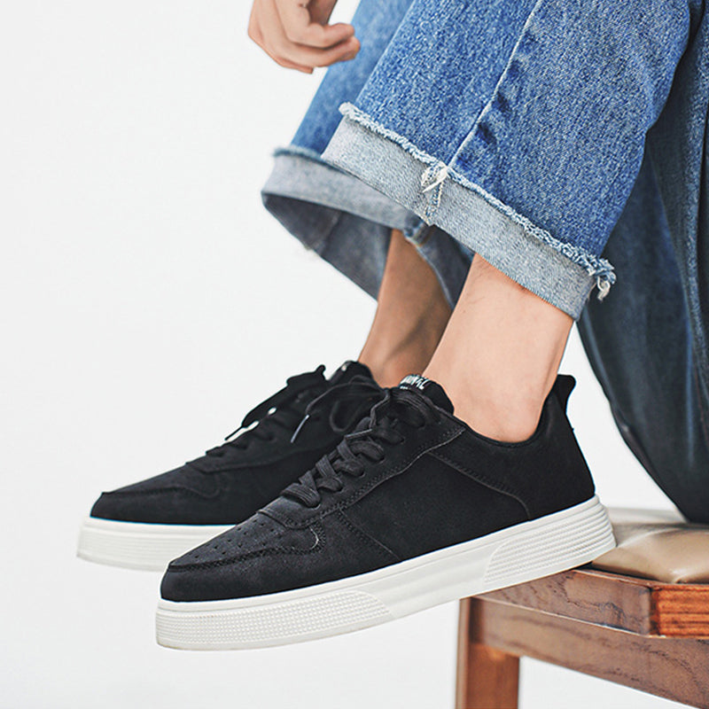 Ethan – Męskie sneakersy z kontrastową podeszwą