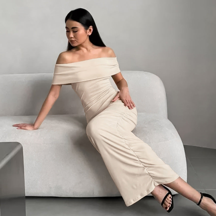 Selena - Dopasowana sukienka maxi z odkrytymi ramionami