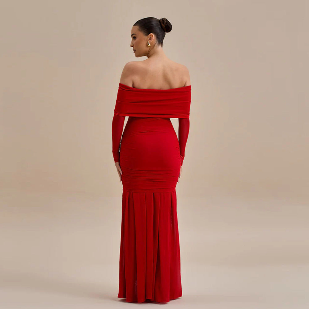 Roxanne - Sukienka na ramiączkach z detalem w róże