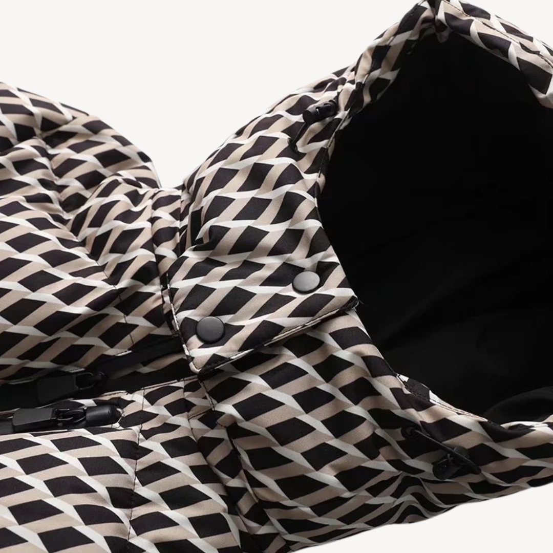 Ewa – Pikowana Kurtka Damska z Paskiem i Kapturem