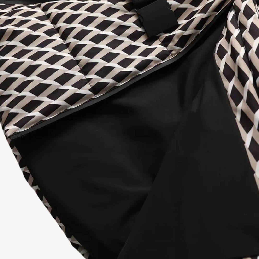 Ewa – Pikowana Kurtka Damska z Paskiem i Kapturem