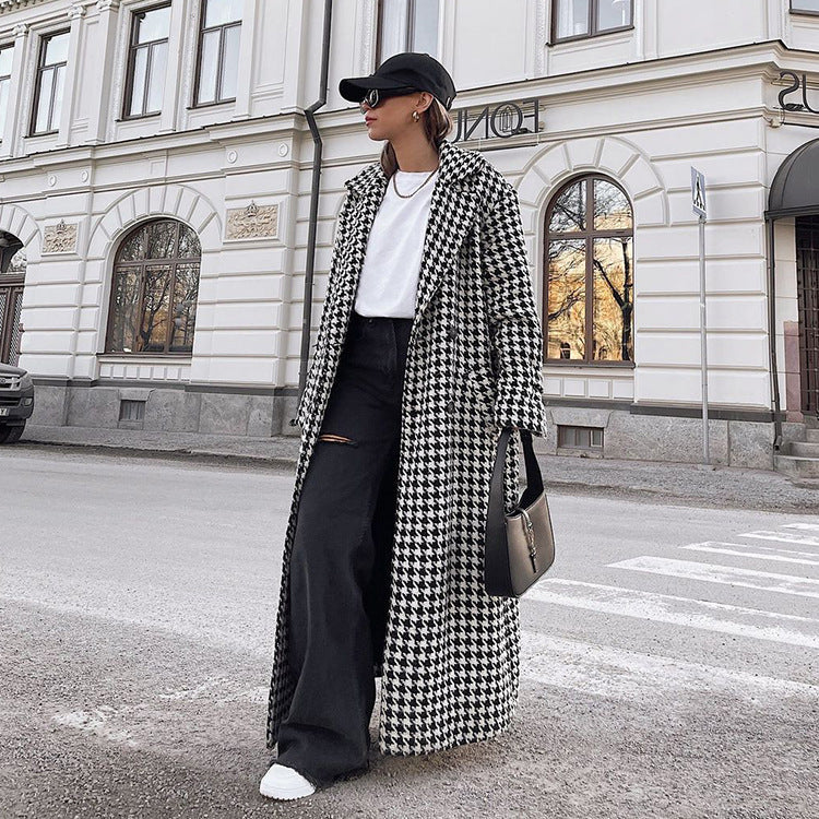 Patrycja – Damski Płaszcz w Pepitkę Oversize