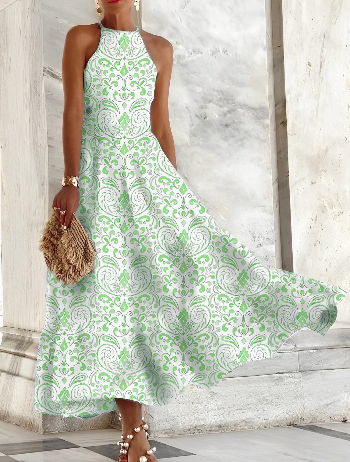 Delia – Ażurowe trampki z haftem i koronkowym panelem