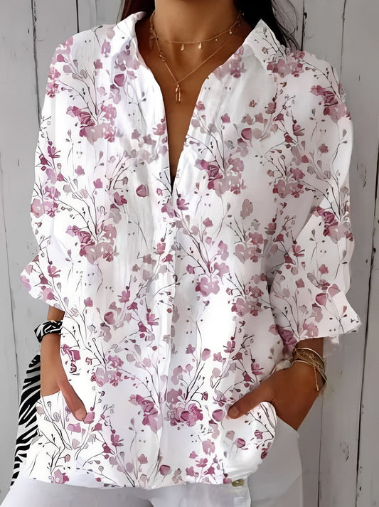 María – Stylish floral blouse for women