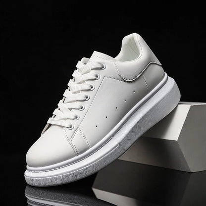 Arlo - Męskie sneakersy białe z czarną piętą