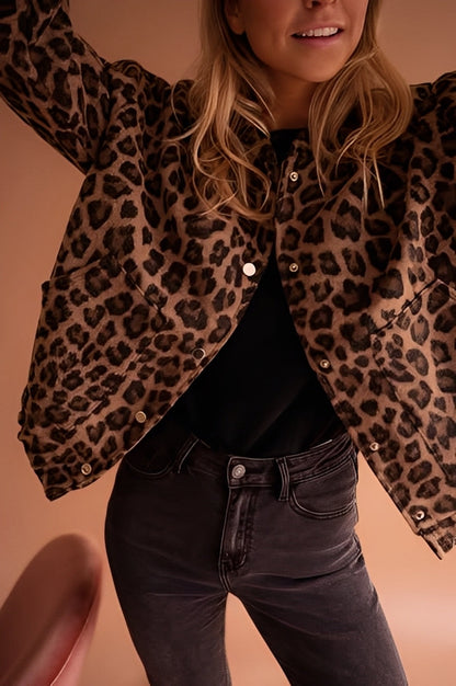 Livia - Damska kurtka oversize w panterkę