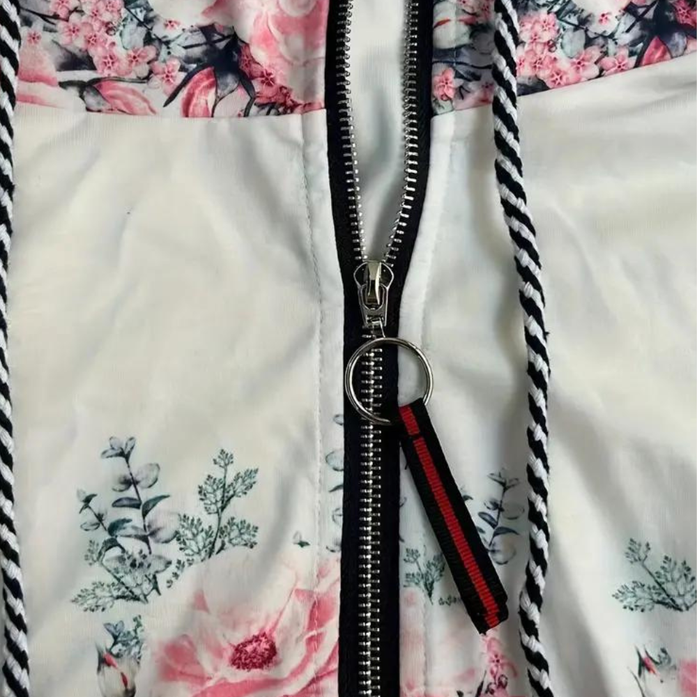 Natalia – Damska Bluza z Kapturem w Kwiaty