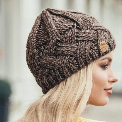 Cecilia – Chunky Knit Beanie for Women