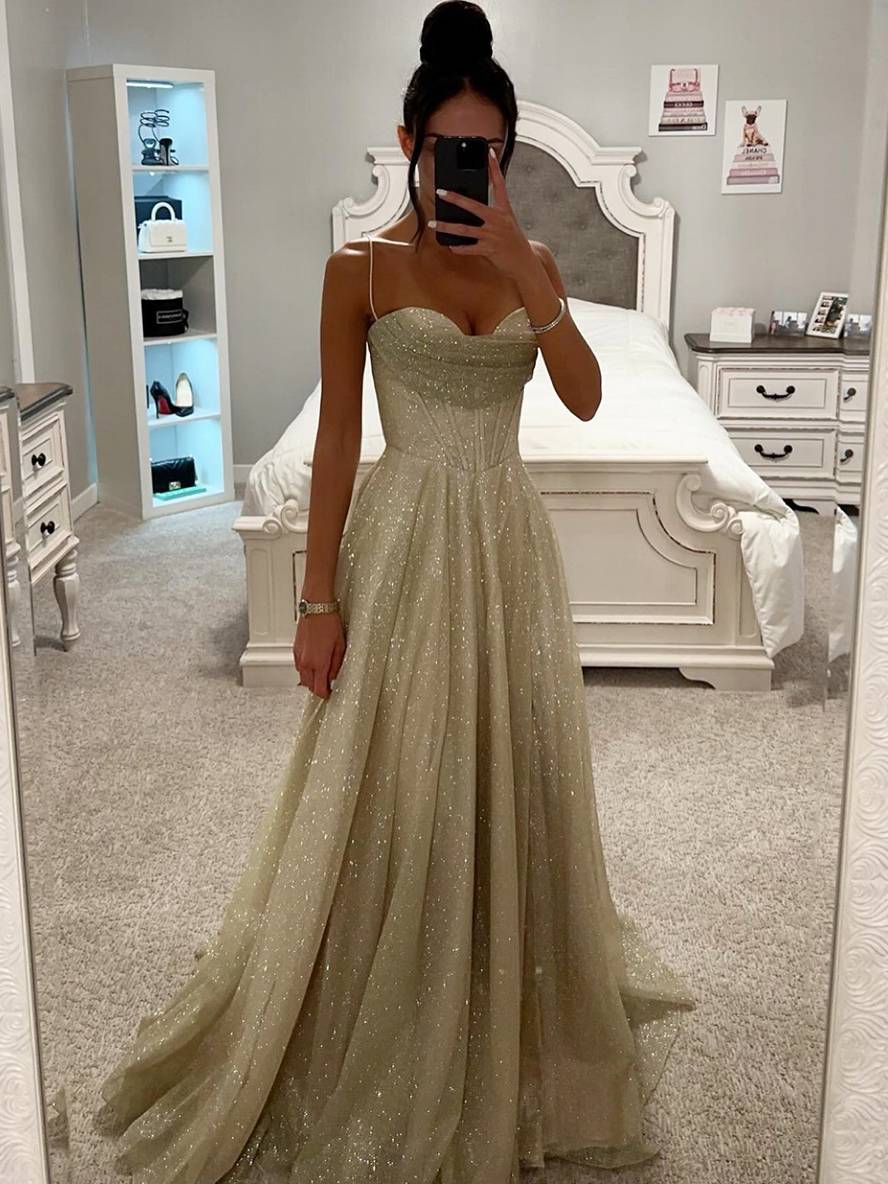 Patrycja – Wieczorowa Suknia Maxi z Cekinowym Połyskiem