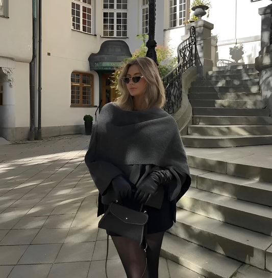 Alicja – Ponczo damskie z szerokimi rękawami