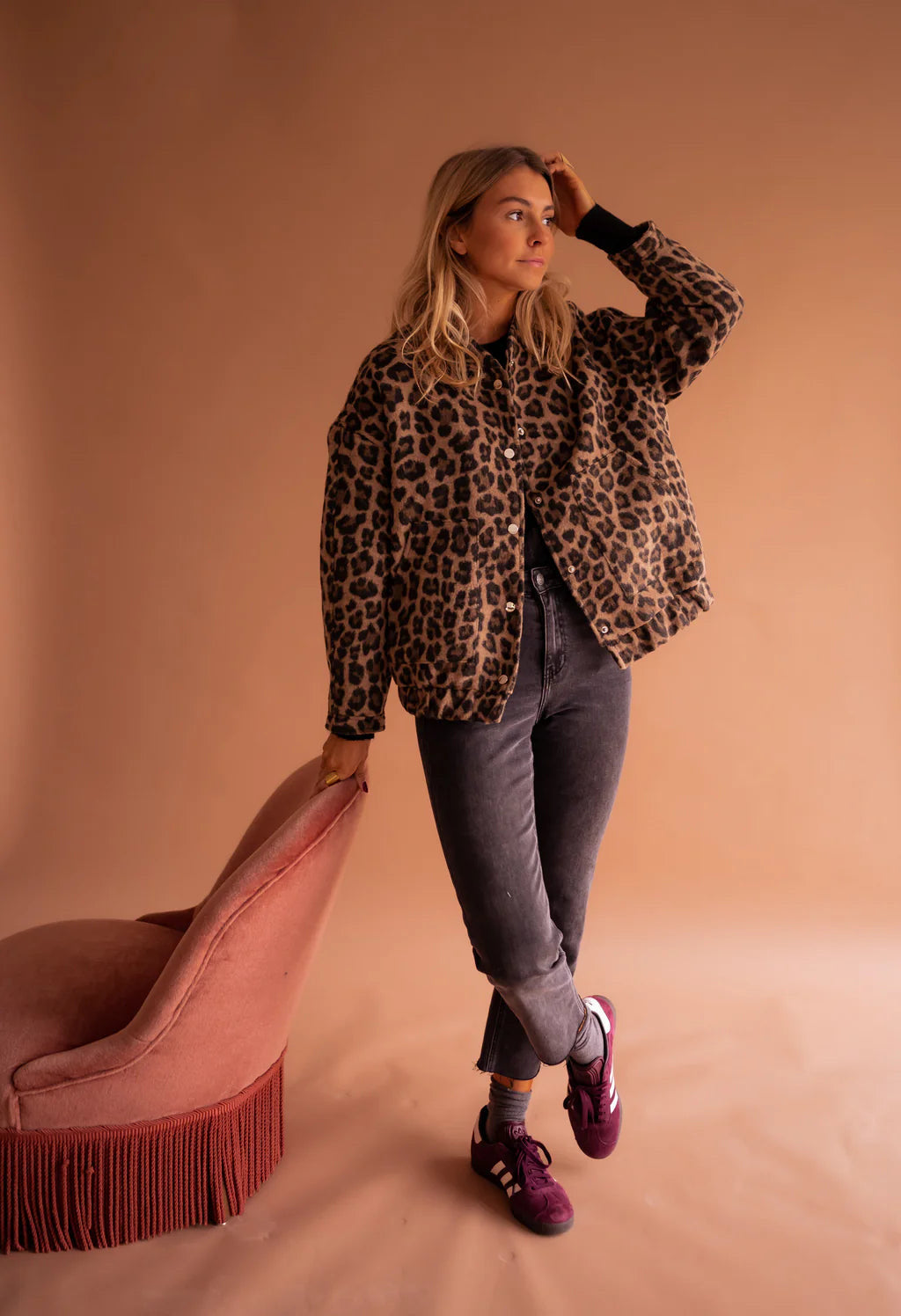 Livia - Damska kurtka oversize w panterkę
