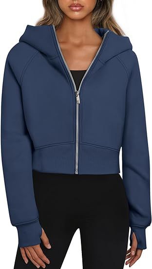 Natalia – Krótka bluza z kapturem na zamek