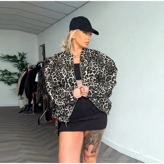 Vanessa – Kurtka w panterkę oversize