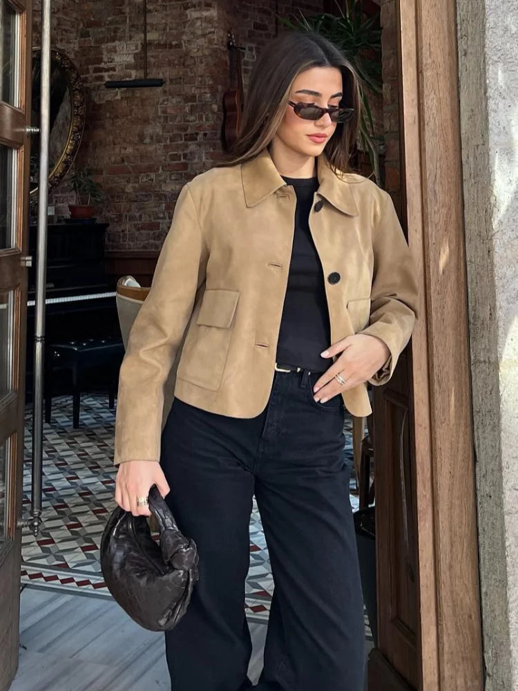 Aurora – Krótka kurtka damska z imitacji zamszu