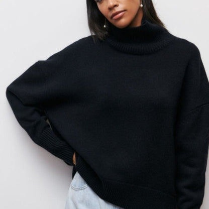Livia – Różowy sweter oversize z golfem