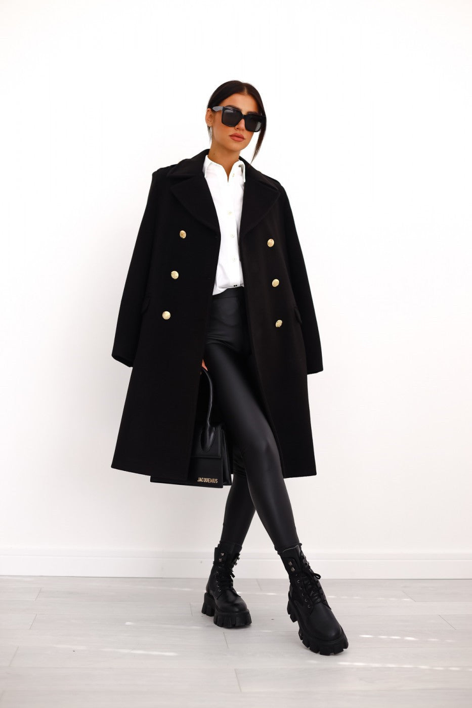 Victoria – Tailored Double-Breasted Long Coat for Women