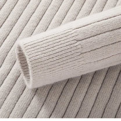 Victor – Męski sweter czarny prążkowany z półgolfem i zamkiem