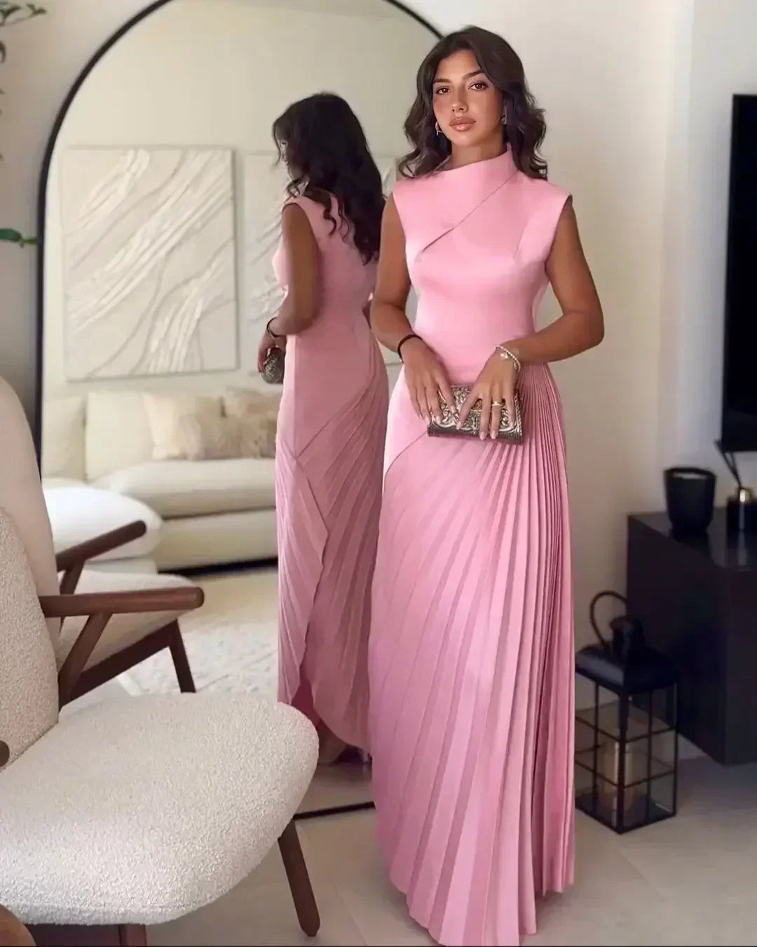 Natalia – Suknia Wieczorowa z Plisowanym Dołem