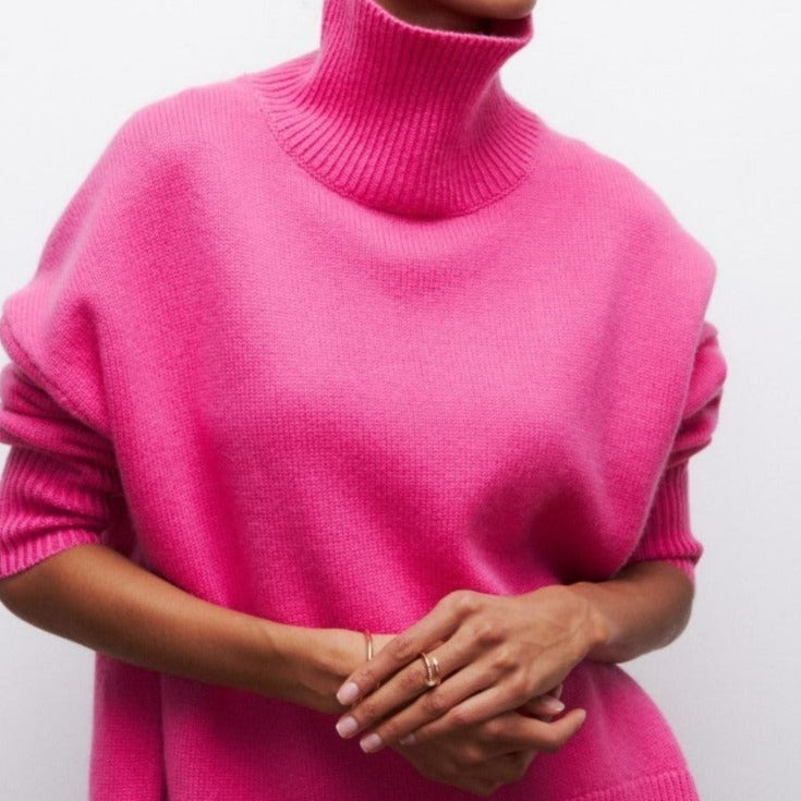 Livia – Różowy sweter oversize z golfem