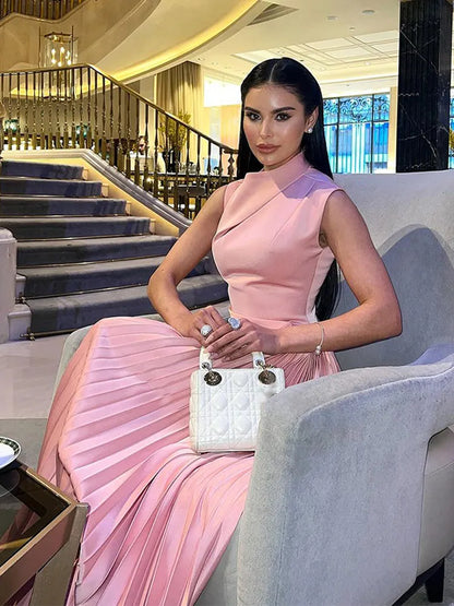 Natalia – Suknia Wieczorowa z Plisowanym Dołem