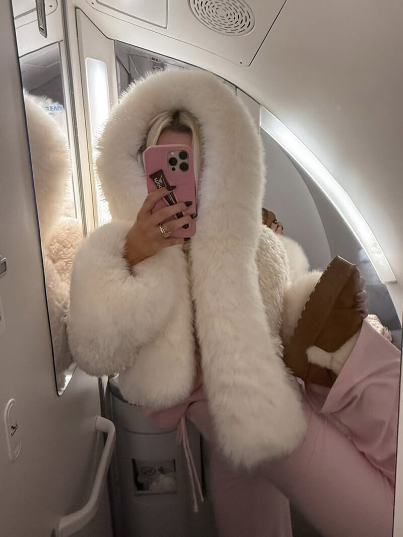 Isabella – Luksusowy Płaszcz z Sztucznego Futra z Kapturem Damski