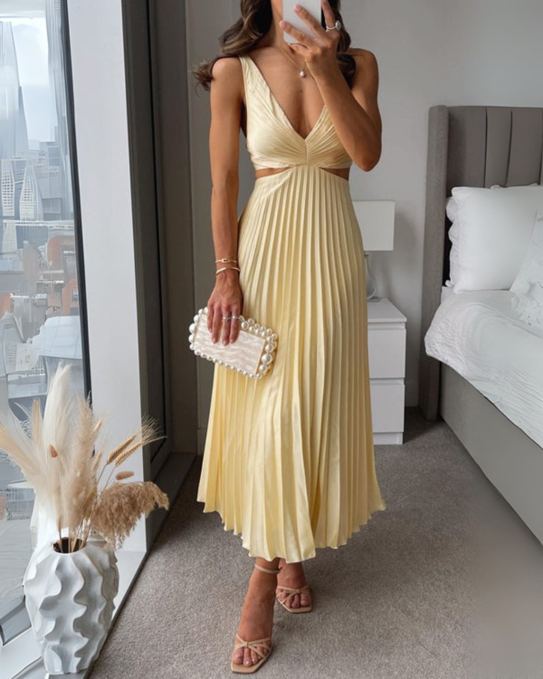 Lena – Plisowana Sukienka Midi z Wycięciami Damska