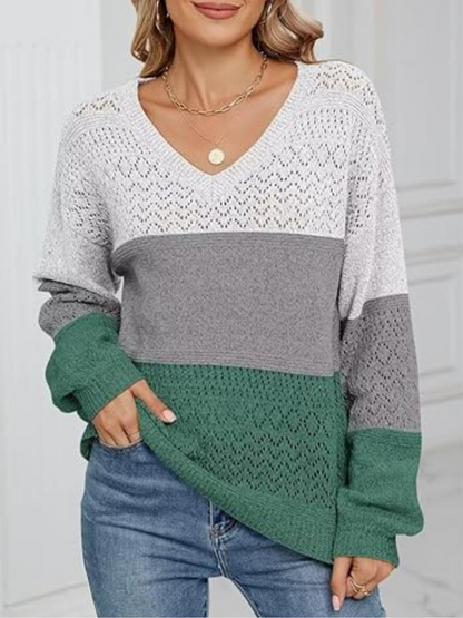 Agnieszka – Sweter damski w paski z dekoltem V