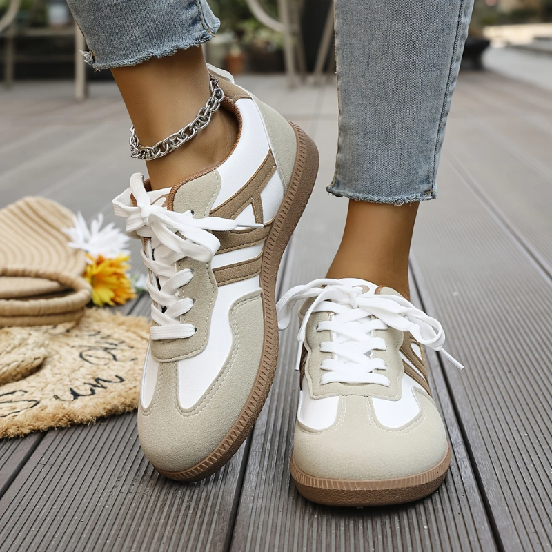 Katarzyna – Sneakersy damskie casual z zamszowymi wstawkami