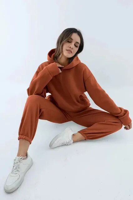 Luna – Minimalist Hoodie & Jogger Lounge Set for Women