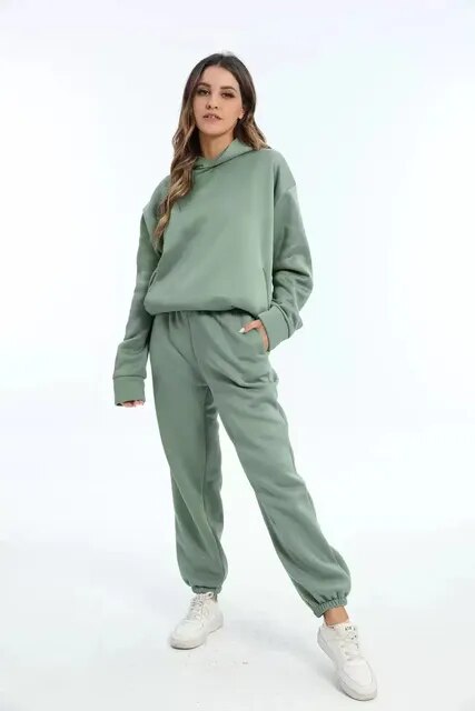 Luna – Minimalist Hoodie & Jogger Lounge Set for Women