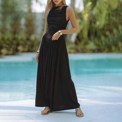 Juliette - plisowana sukienka maxi bez rękawów ze stylowym wzorem