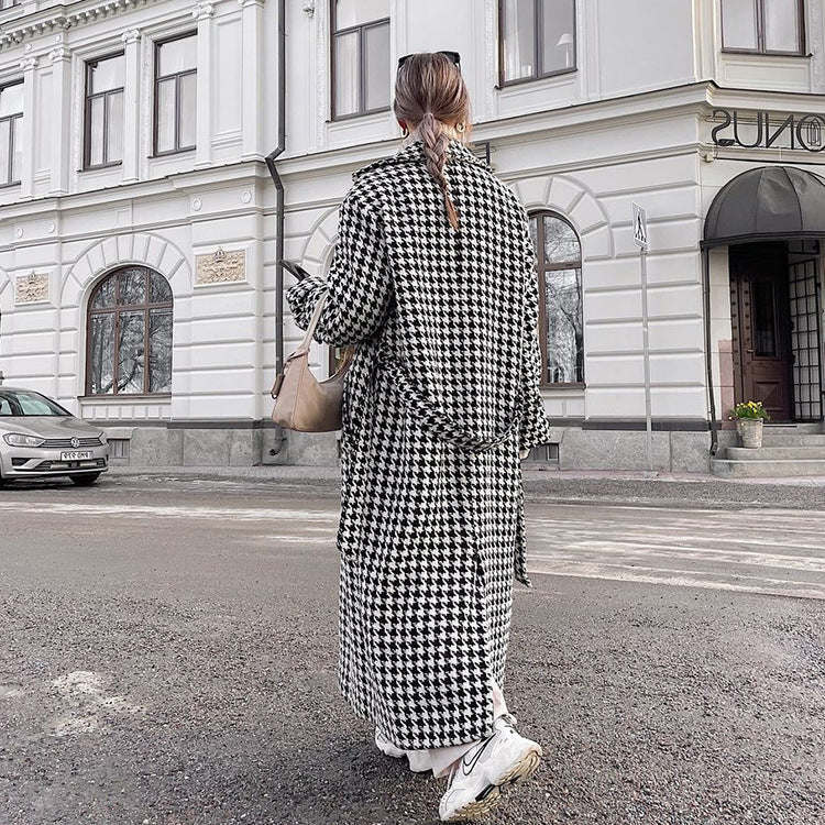 Patrycja – Damski Płaszcz w Pepitkę Oversize