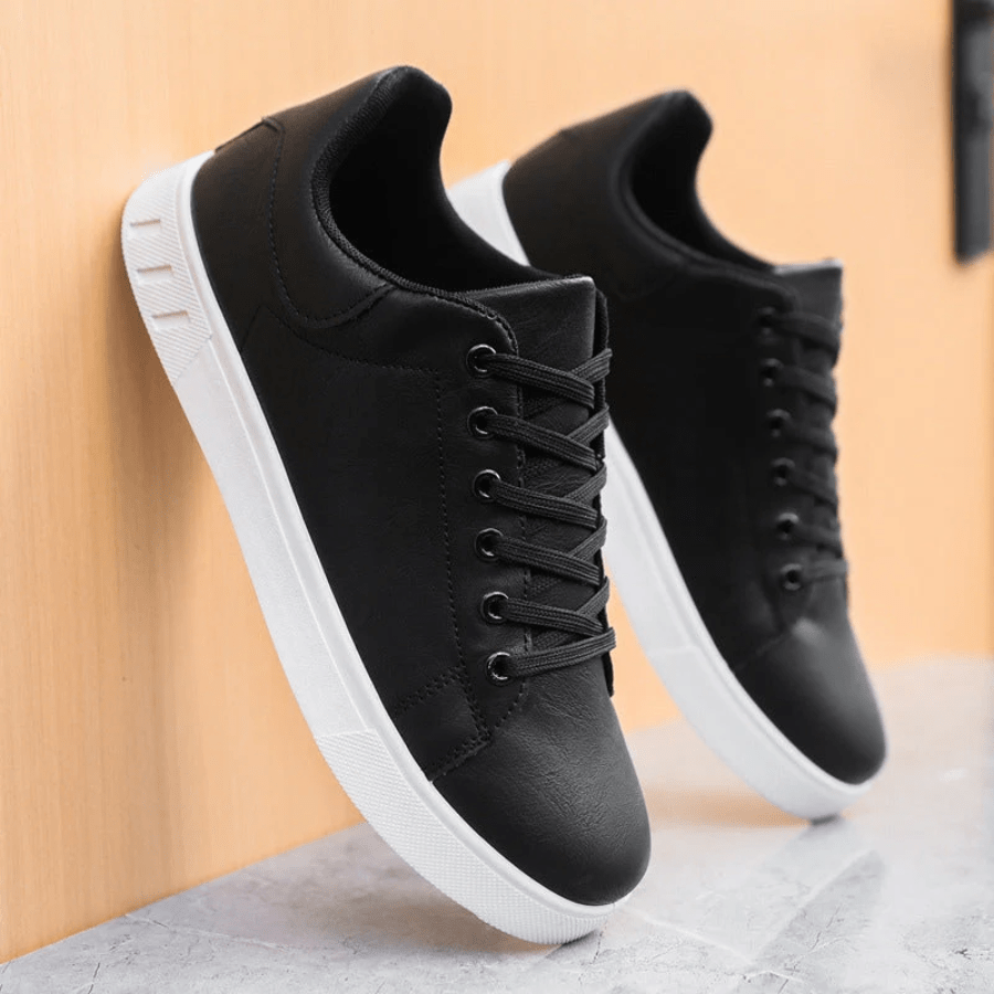 Luca – Klasyczne czarne sneakersy unisex