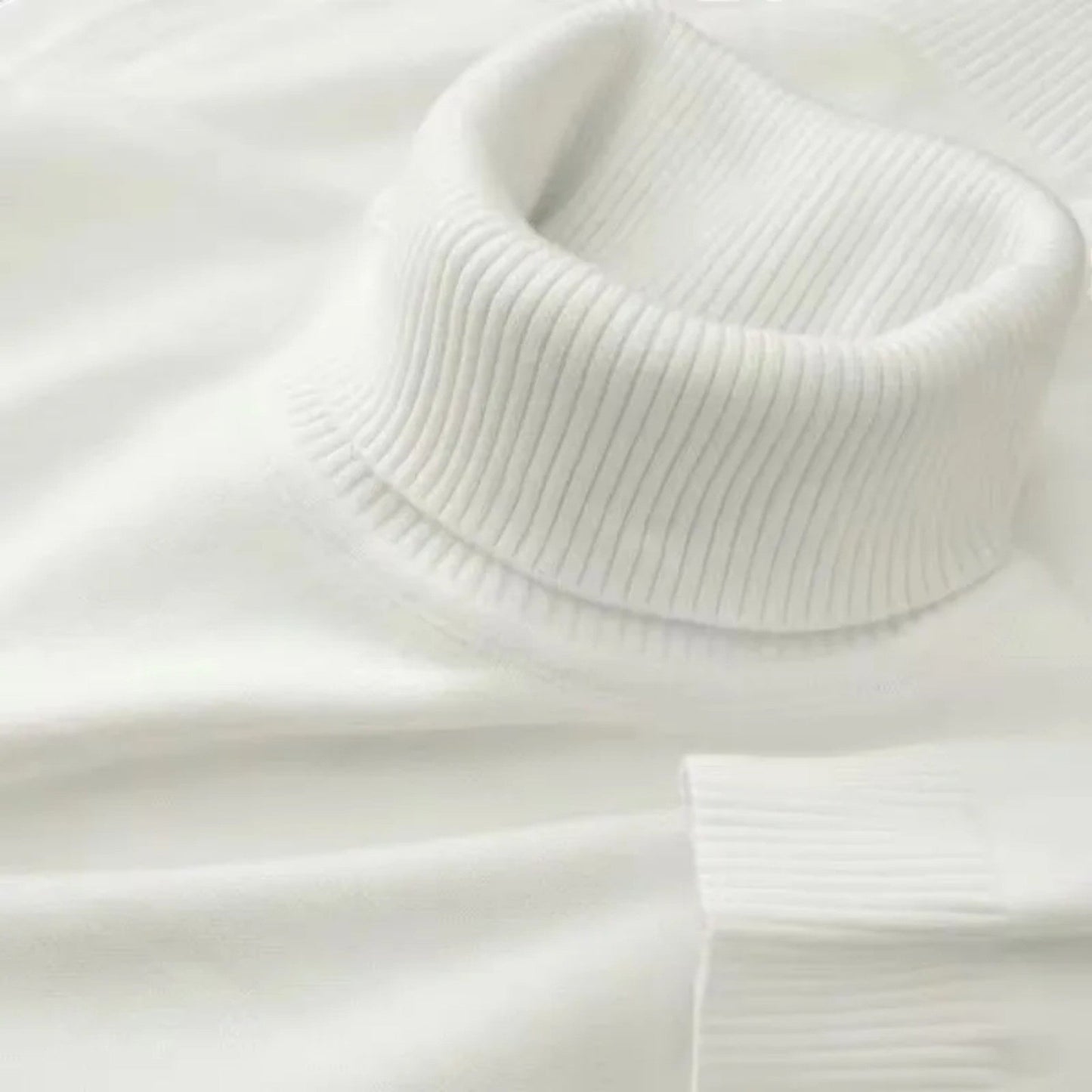 Lucas – Ribbed High-Neck Men’s Knit Jumper